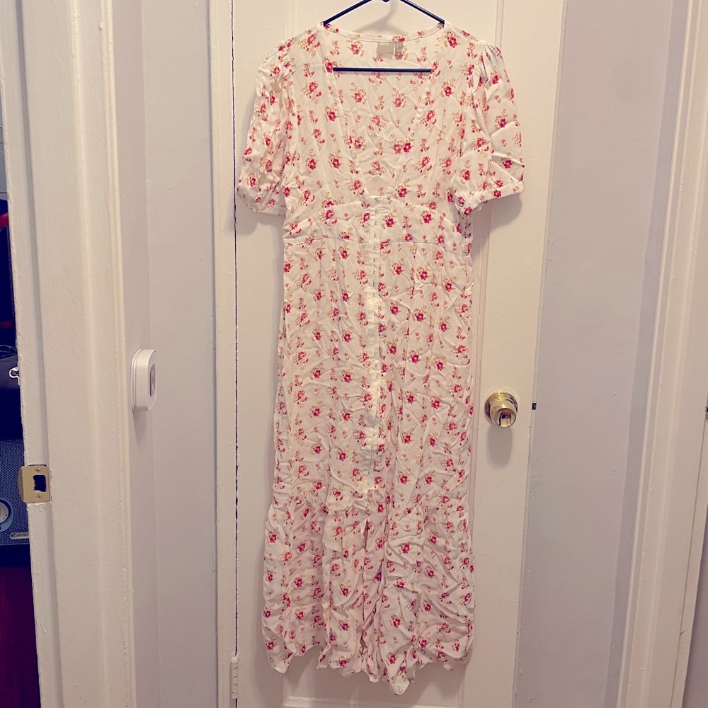 Floral Maxi dress deep neck clasp closure all along front